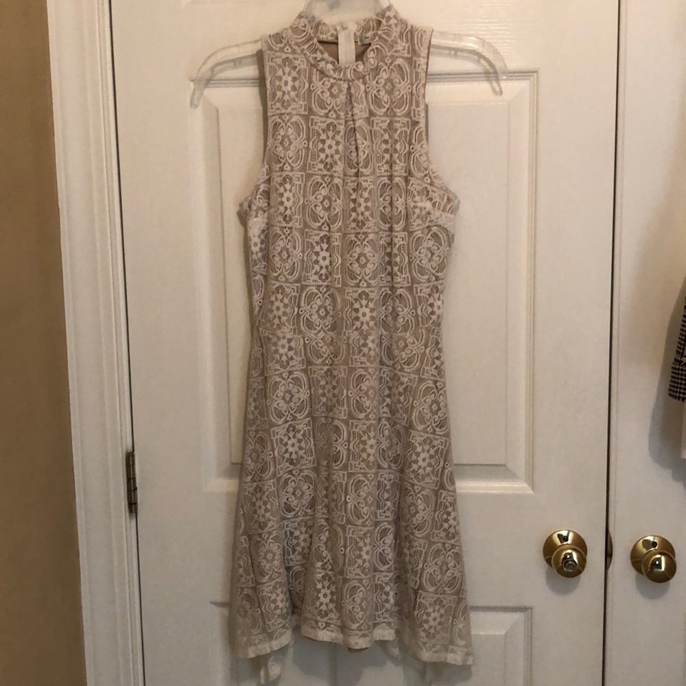 White lace dress
